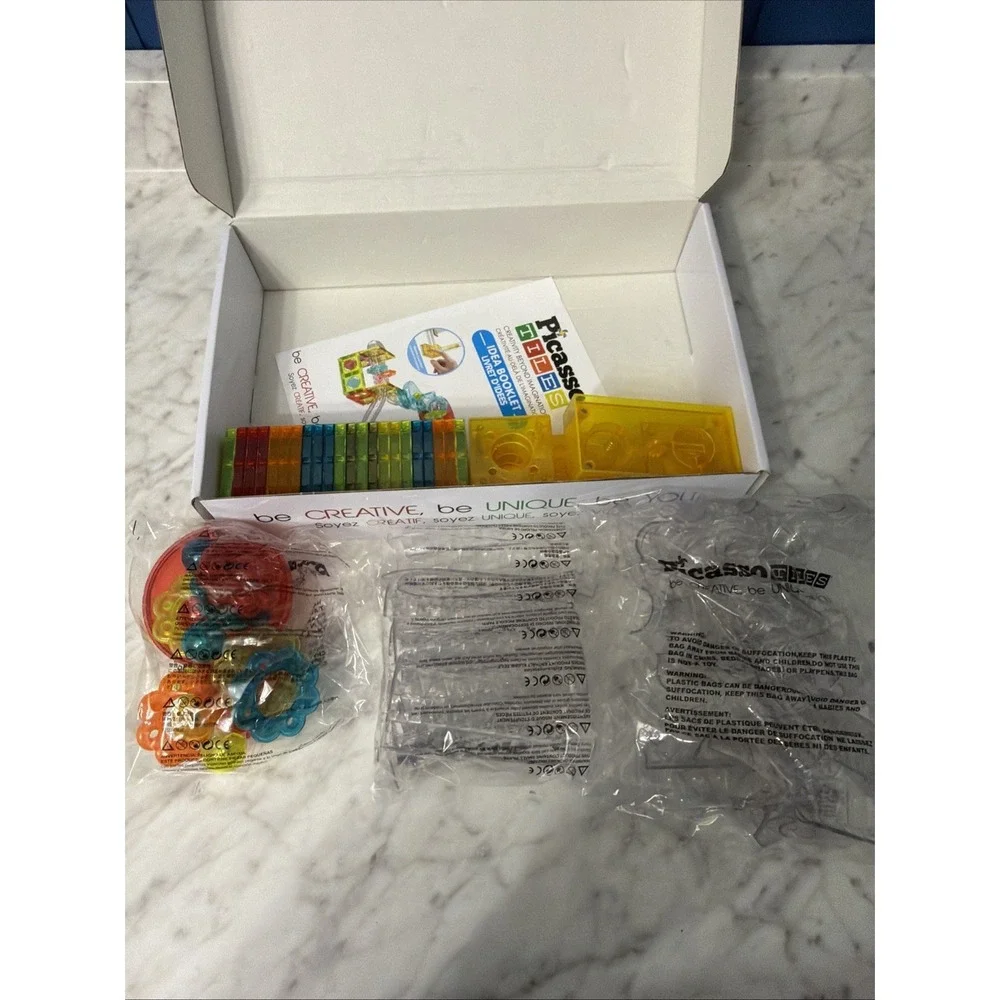 Picasso Tiles Travel Size 100pc MAGNETIC MARBLE RUN Construction Set w/Launcher